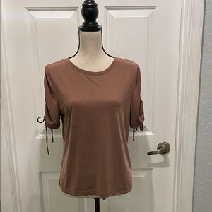 Banana Republic Brown Short Sleeve Tee with Sleeve Ties